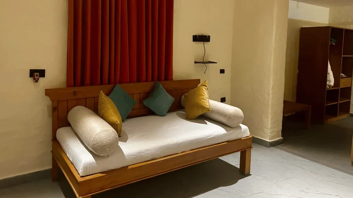 Ground nest bedroom 1