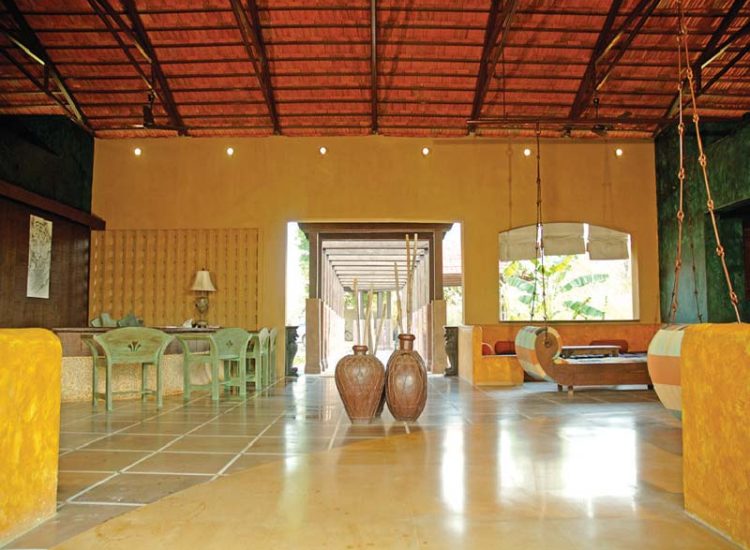 Kanha-resort-reception