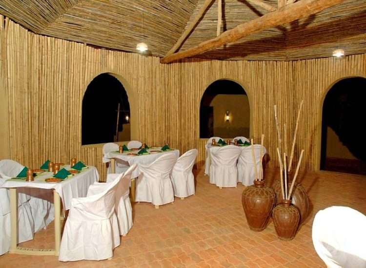 Kanha-resort-restaurant-1