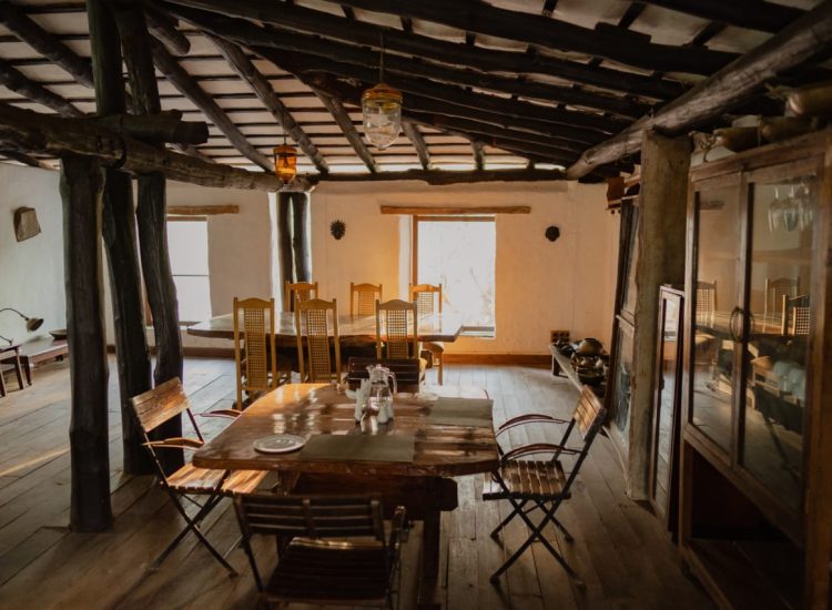 Restaurant _